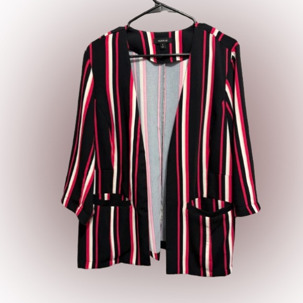 Torrid pink stripe jacket 3/4 sleeve size 1